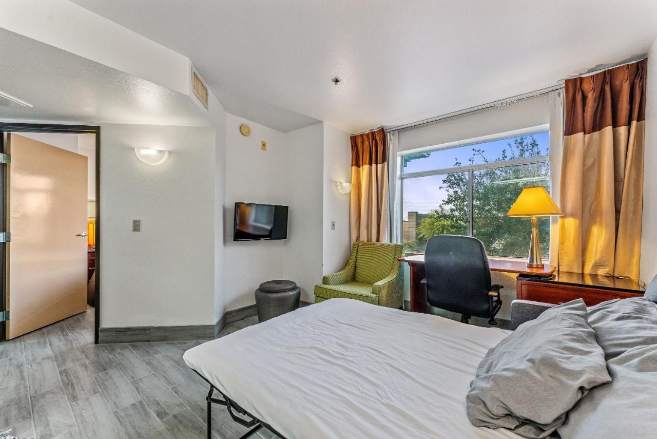 Chandler 1 Bd 1 Ba Fully Renovated Premium Lux Apartment Pets Allowed Exterior photo